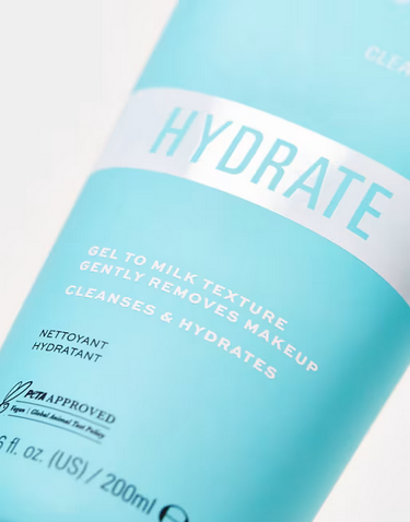Revolution Skincare Hyaluronic Acid Cleanser (200ml)